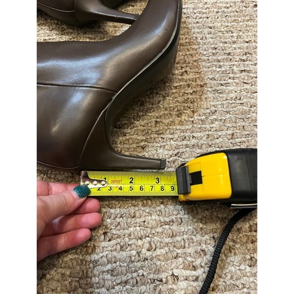 Calvin Klein Women's Sarity Pointy Toe Dress Booties - Picture 5 of 6